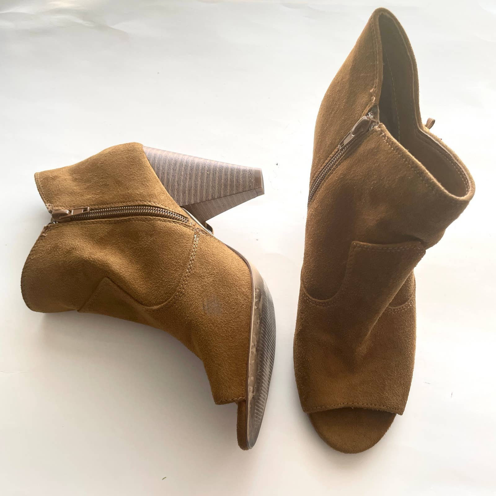 Indigo Dark Camel Suede Open Toe 3.5 