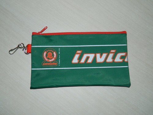 VINTAGE INVICTA ETUI TASCHE MIT REISSVERSCHLUSS & LOGO BEDRUCKT SCHWARZ GRÜN LILA PA5 - Bild 4 von 7