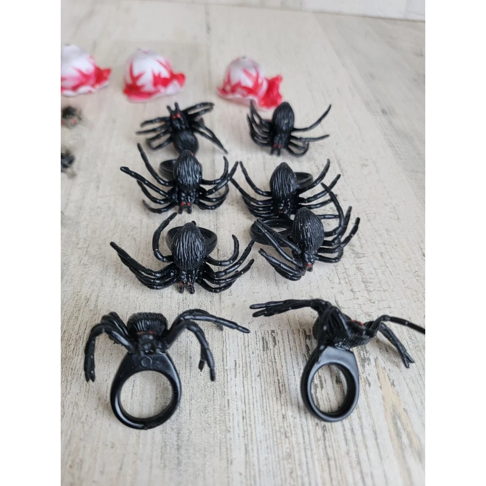 Anel de aranha de Halloween mosca globo ocular morcego palito de dente acessórios de festa - Imagem 4 de 4