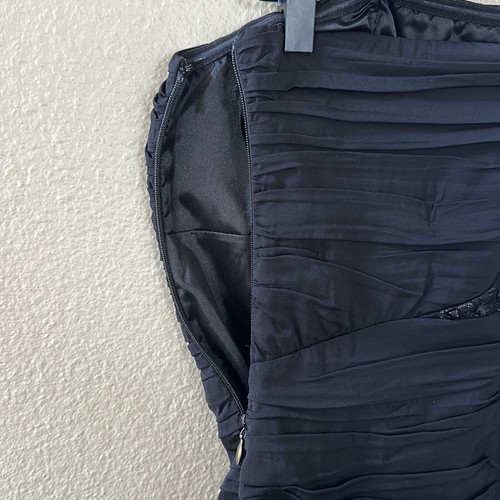 Mini Vestido de Cóctel Express Negro Plisado Ajustado Sin Tirantes Talla 10 - Imagen 8 de 12