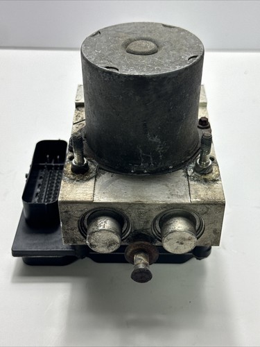 2007 Chevrolet Tahoe Yukon V8 ABS Antilock Brake pump module 15905732 - Picture 7 of 12