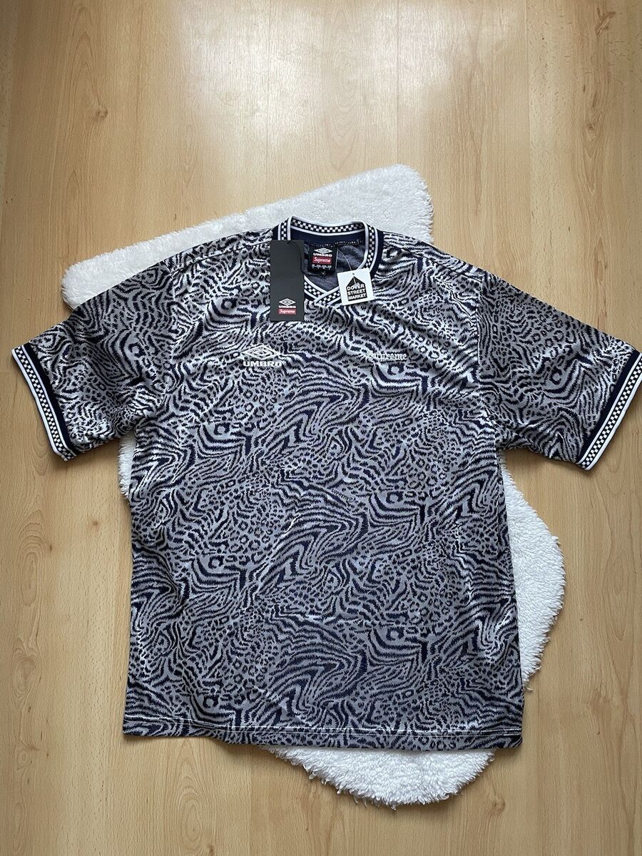 SUPREME UMBRO JACQUARD ANIMAL PRINT SOCCER JERSEY SS23 - SMALL - FAST SHIP  🚚✅