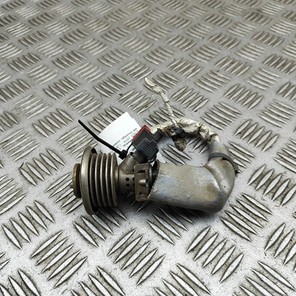 LAND ROVER DISCOVERY V L462 AdBlue Injectors FPLA-189E3-AB 3.0 Diesel 190kW 2017 - Image 4 of 4