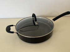 ProCook Black Gourmet Non-stick Sauté Pan With Glass Lid 28cm
