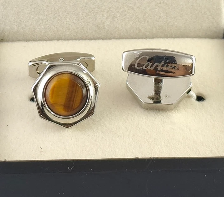 Роскошный Cartier мужчин серебряного цвета запонки комплект с черной коробкой {быстрая доставка}. - Изображение 4 из 4