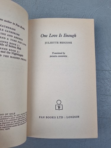 Libro de bolsillo Catherine One Love is Enough de Juliette Benzoni Pan de colección 1974 - Imagen 5 de 7