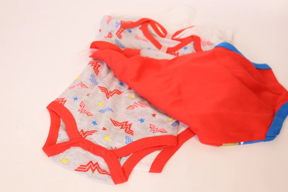 Conjunto de 3 body infantil Wonder Woman traje e iconos - 0-3 meses Foto 4 de 4