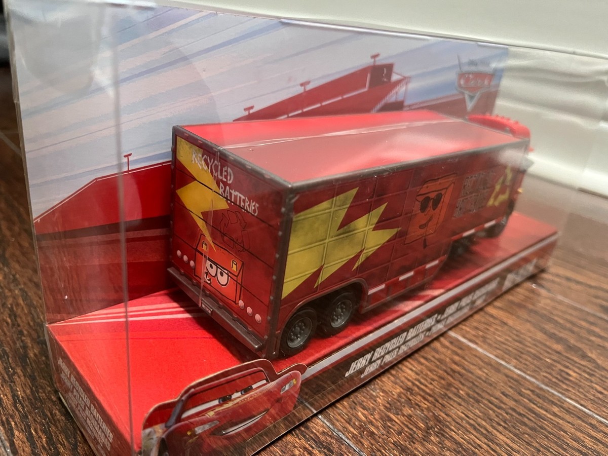 DISNEY CARS Jerry Recycled Batteries Hauler diecast 1:55 New