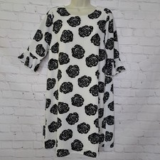 C E Women's Ivory Black Floral Print Shift Dress Size Medium