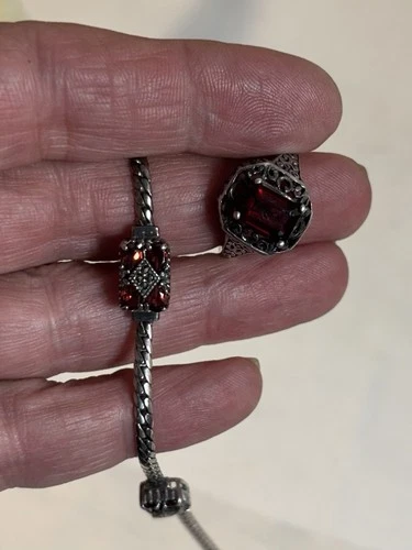 Vintage.925 Sterling Silver & True Garnets Ring and Bracelet Set Size 8 Ring