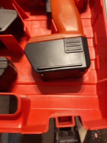 HILTI SB 10 Akkubohrschrauber mit 2 Akkus 3.5 ah NEU.0 6/25 115 € VB - Bild 5 von 13