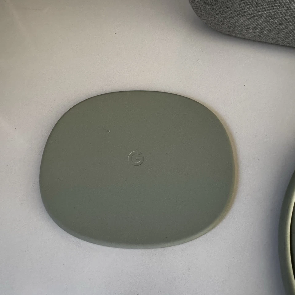 Google Home Max Smart Speaker Assistant Chalk GA00222-US Working Stand Cord - Image 2 of 4