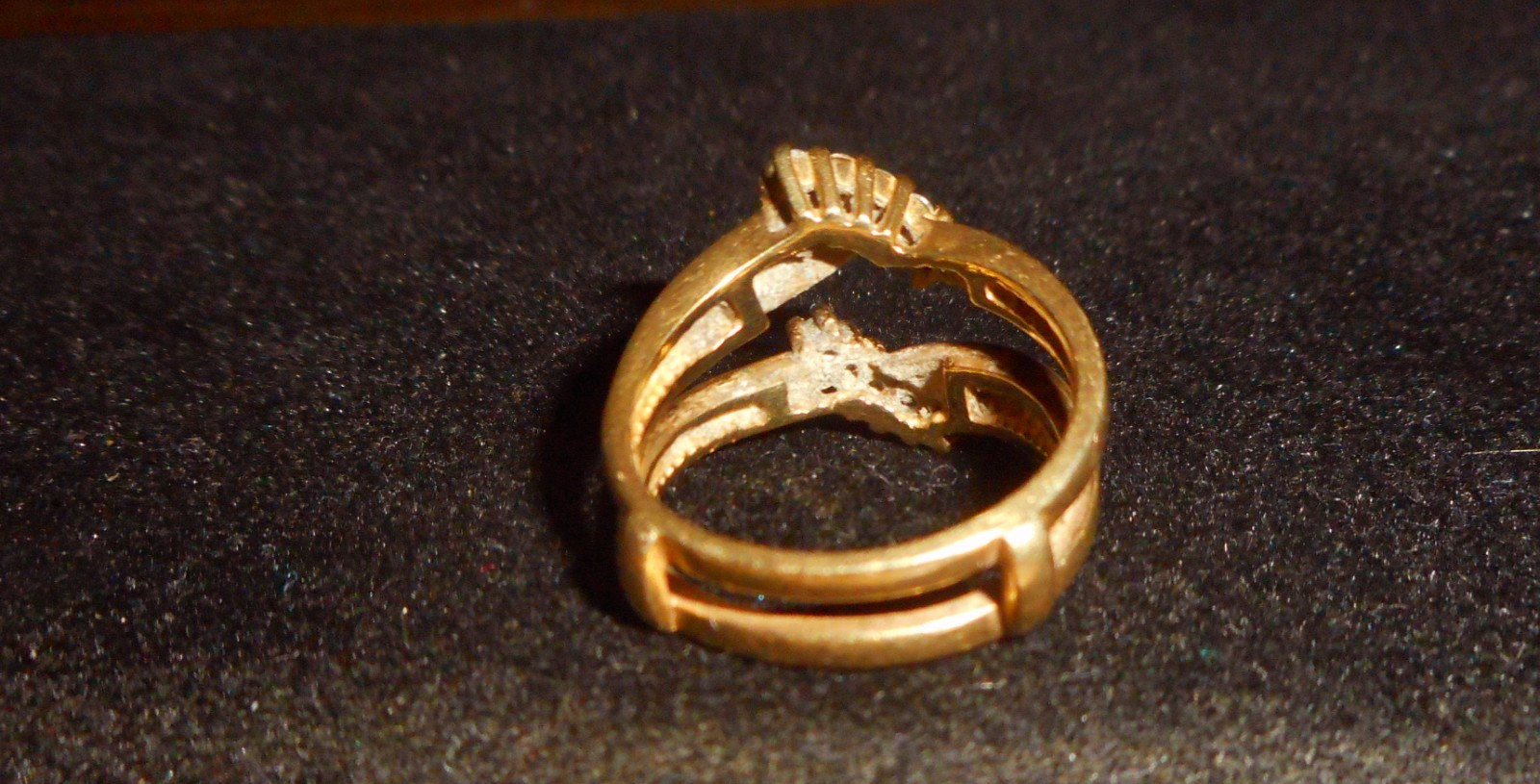 14K  SOLID GOLD 10 SMALL  DIAMONDS  RING   GRAMS … - image 3