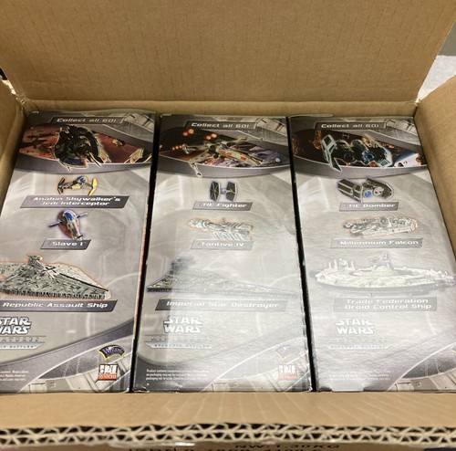 SWM Star Wars Miniatures Starship Battles Huge Pack Case - Picture 2 of 3