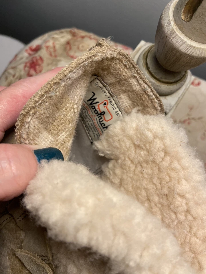 Woolrich Miss Alice Tan Wool Shearling Ankle Boots SZ 8 Snow Rubber Tread - Image 4 of 4