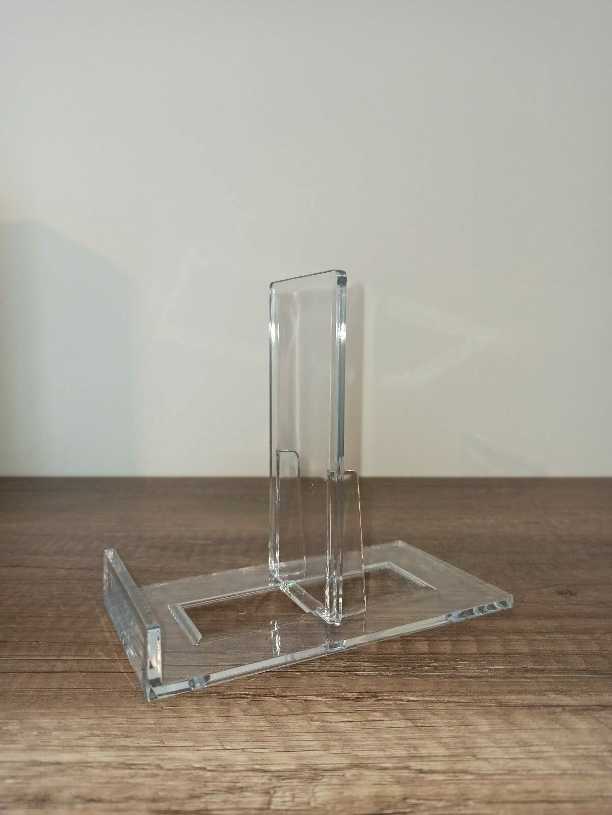 Espositore verticale trasparente in plexiglass