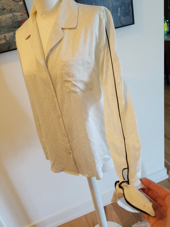 Nuevo con etiquetas Top Pijama Shimera Marfil Poka Dot Abotonado Negro Tubería Talla S  Foto 3 de 4