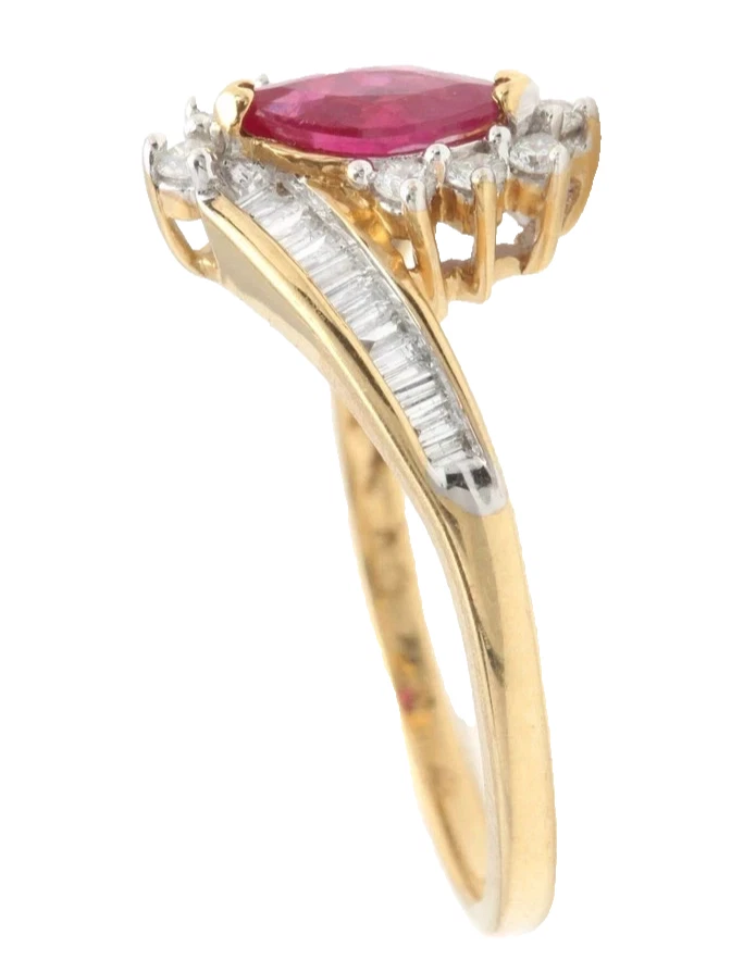 14K Two Tone Gold 0.92 Ct Natural Ruby and Lab Grown Diamonds Vintage Women Ring - Image 2 of 4
