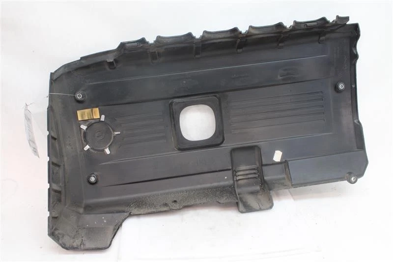 PLASTIC ENGINE COVER BMW 528i 2009 09 1163679 Foto 2 de 4