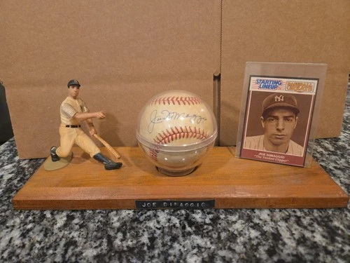 Joe DiMaggio Autographed Signed New York Yankees OAL Baseball W/ Out OrSafe Cert