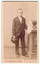 Fotografie J. B. Franta & Comp., München-Haidhausen, junger bayrischer Knabe mi 