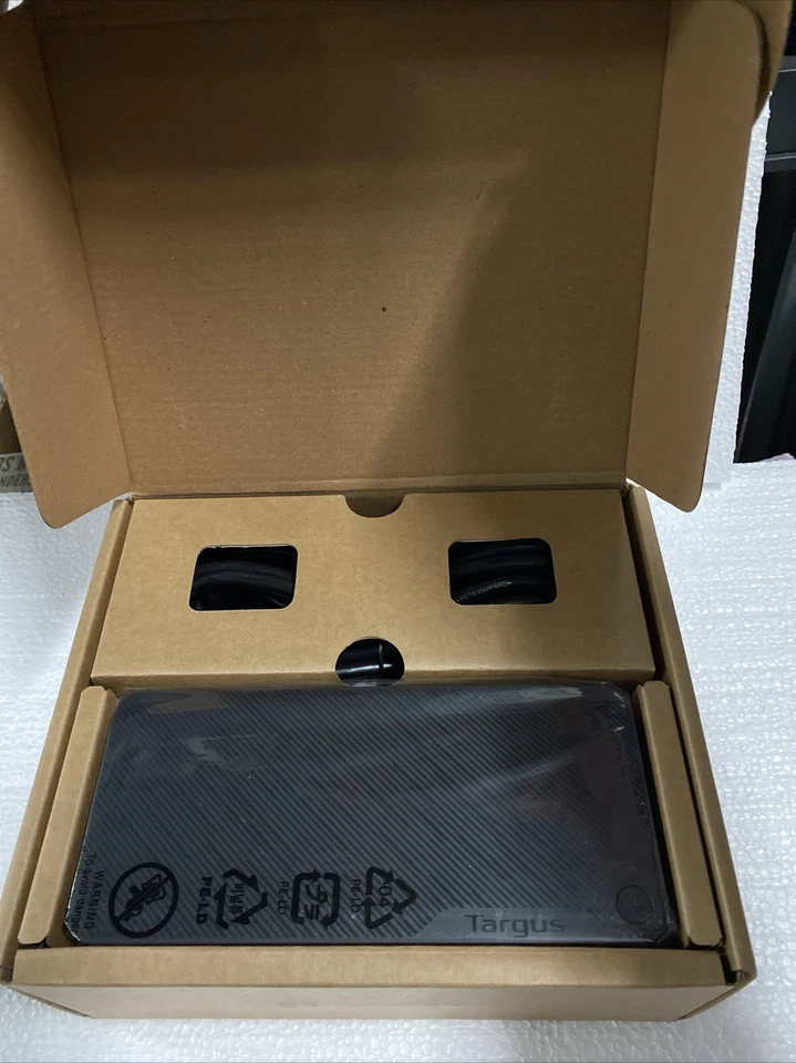New Targus DOCK182-A1 USB-C Dual 4K Docking Station 100W PD, New - Image 2 of 2