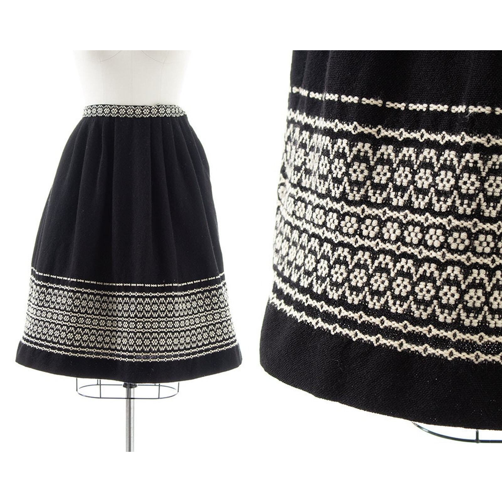 Vintage 1950s Black Quilted Skirt