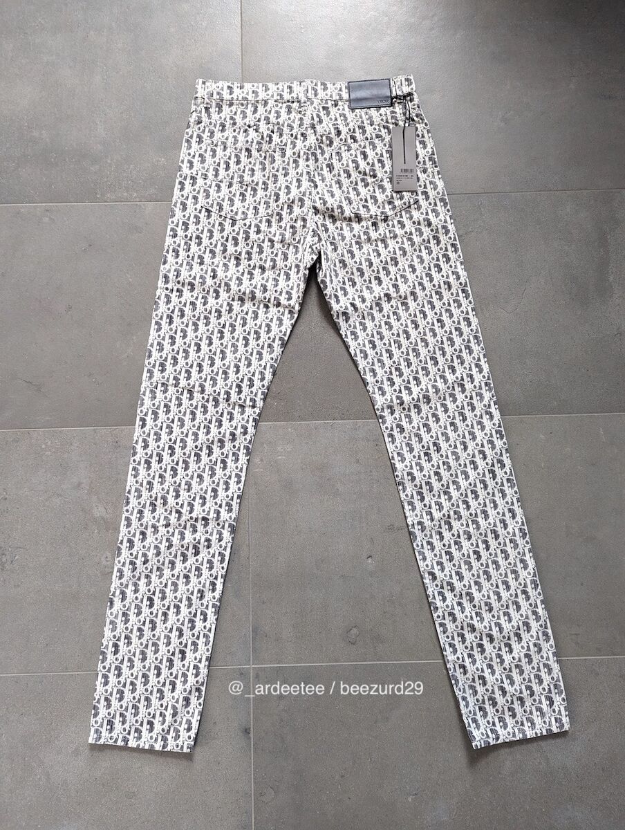 Straight jeans Dior Blue size 44 FR in Denim Jeans 16999068 #48 Straight jeans Dior Blue size 44 FR in Denim Jeans 16999068
