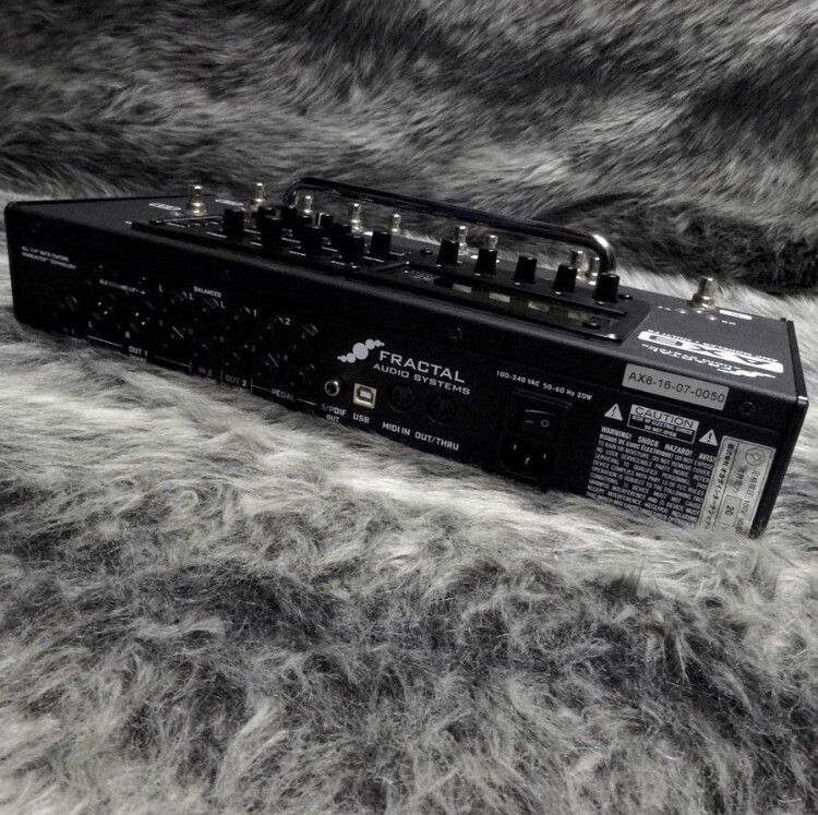 USED FRACTAL AUDIO SYSTEMS AX8 AMP FX MODELER ELECTRIC