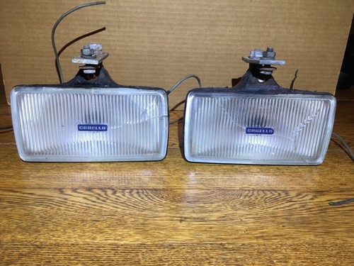 CARELLO Fog light set, removed from a 1983 Alfa Romeo GTV6. Both work perfectly.