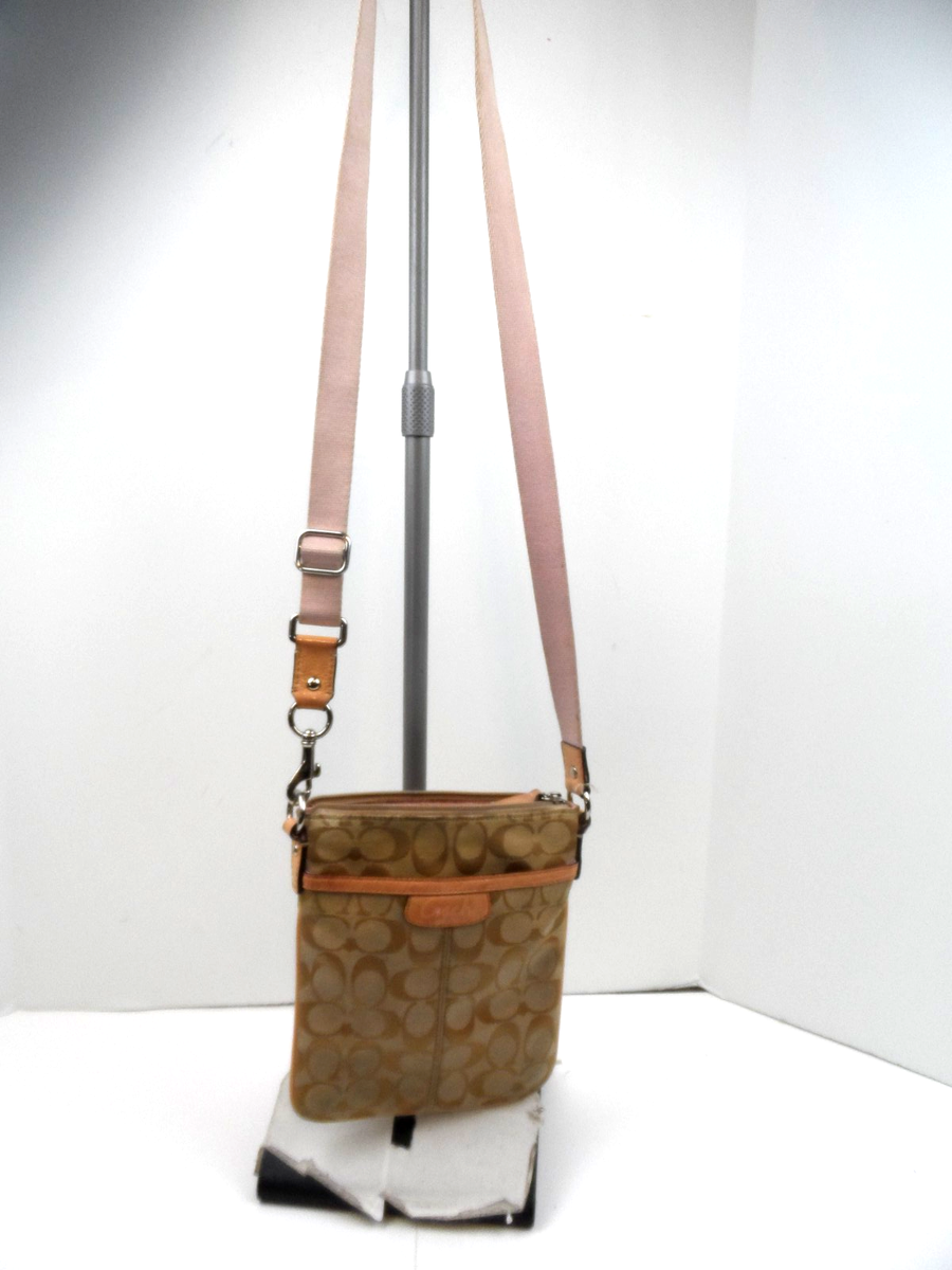 Coach Beige/Pink Signature C Canvas Patent Leather Trim Shoulder Coach Beige/Pink Signature C Canvas Patent Leather Trim Shoulder