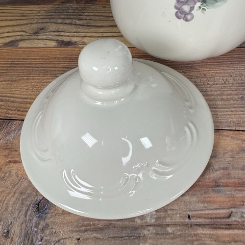 Vintage Pfaltzgraff Grapevine Stoneware Canister W Lid Discontinued- READ - Picture 4 of 8