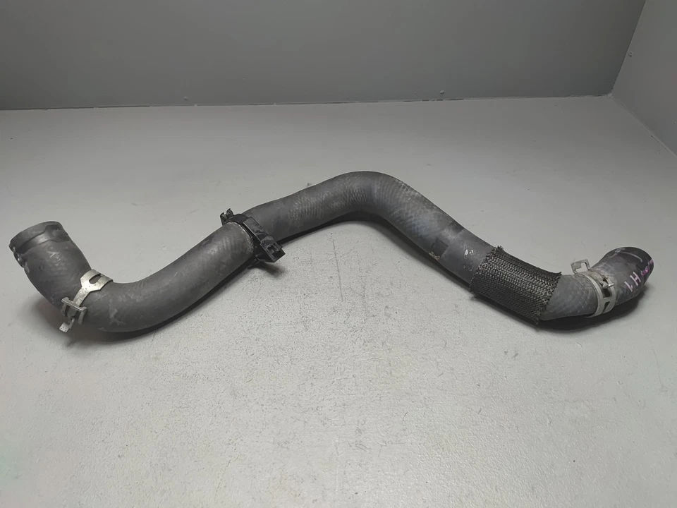 Manguera superior del radiador del motor Toyota Avalon 2021 OEM Foto 3 de 4