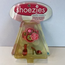 Vintage 2000 Shoezies Dancin' Shoes Latin Beat Sound- Hasbro 61249 Damaged Box