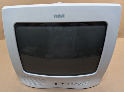 Vintage 2001 RCA 13  Color CRT TV E13344 Retro Gaming