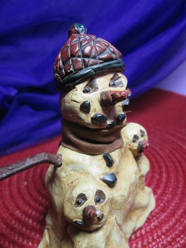 EM 2005 Primitive Rustic Snowman Family Carrot Noses, Wire Arms Figurine - Picture 6 of 11
