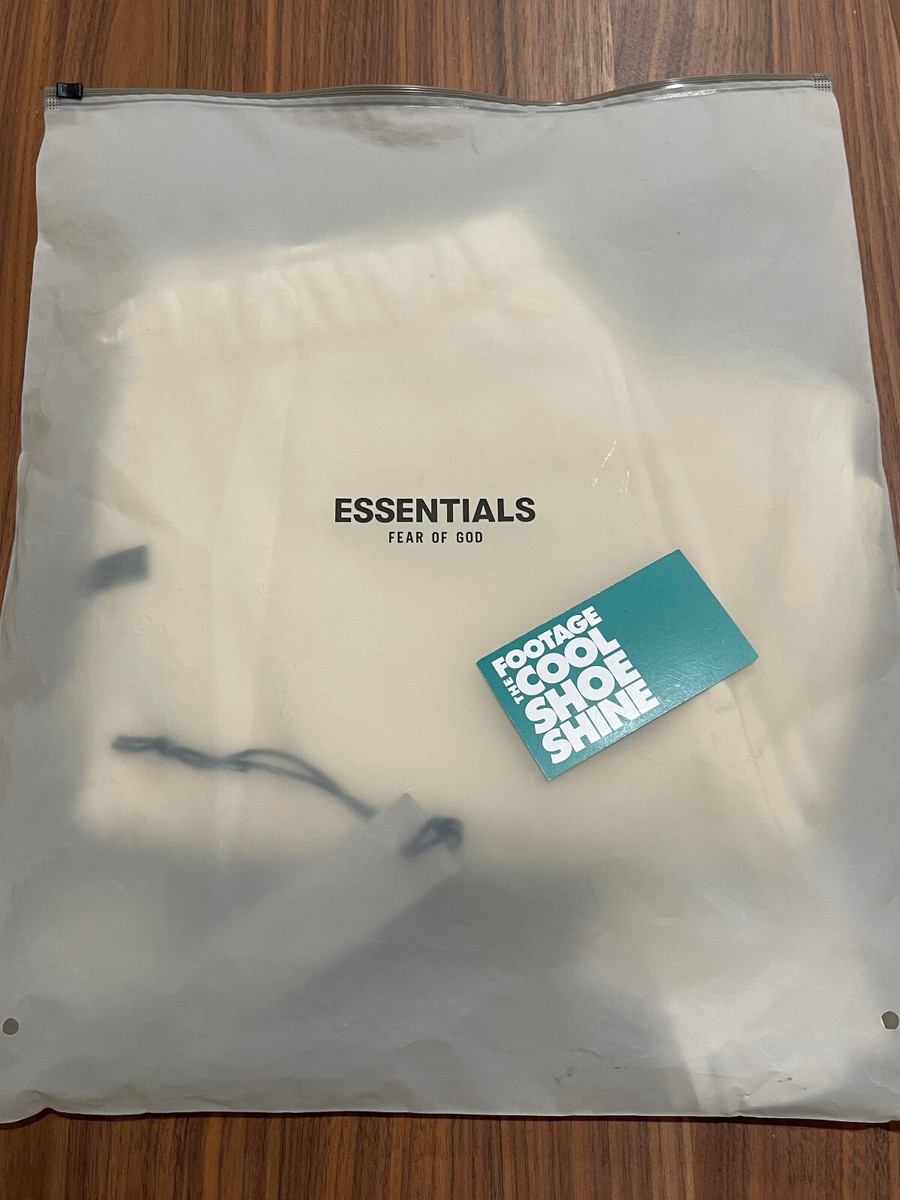 2021 FEAR OF GOD FOG ESSENTIALS SWEAT SHORTS CREAM OFF WHITE