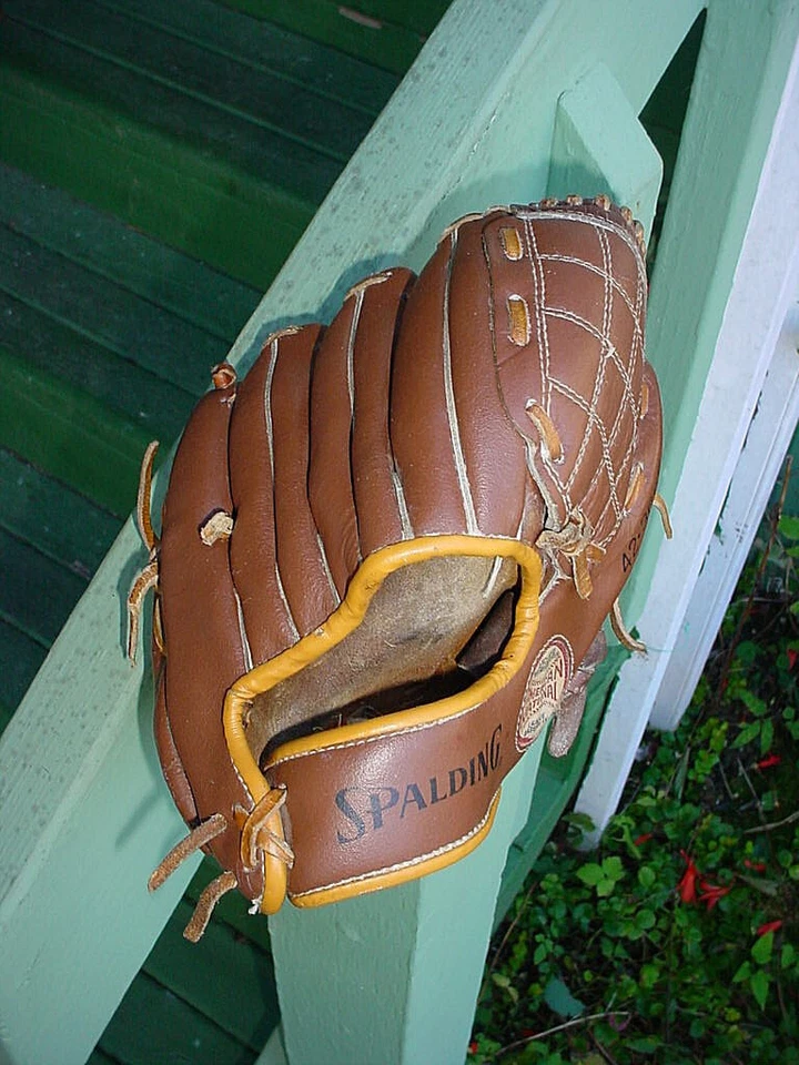 Guante de béisbol juvenil vintage Spalding 42-3665 Joe Torre 9" Foto 4 de 4