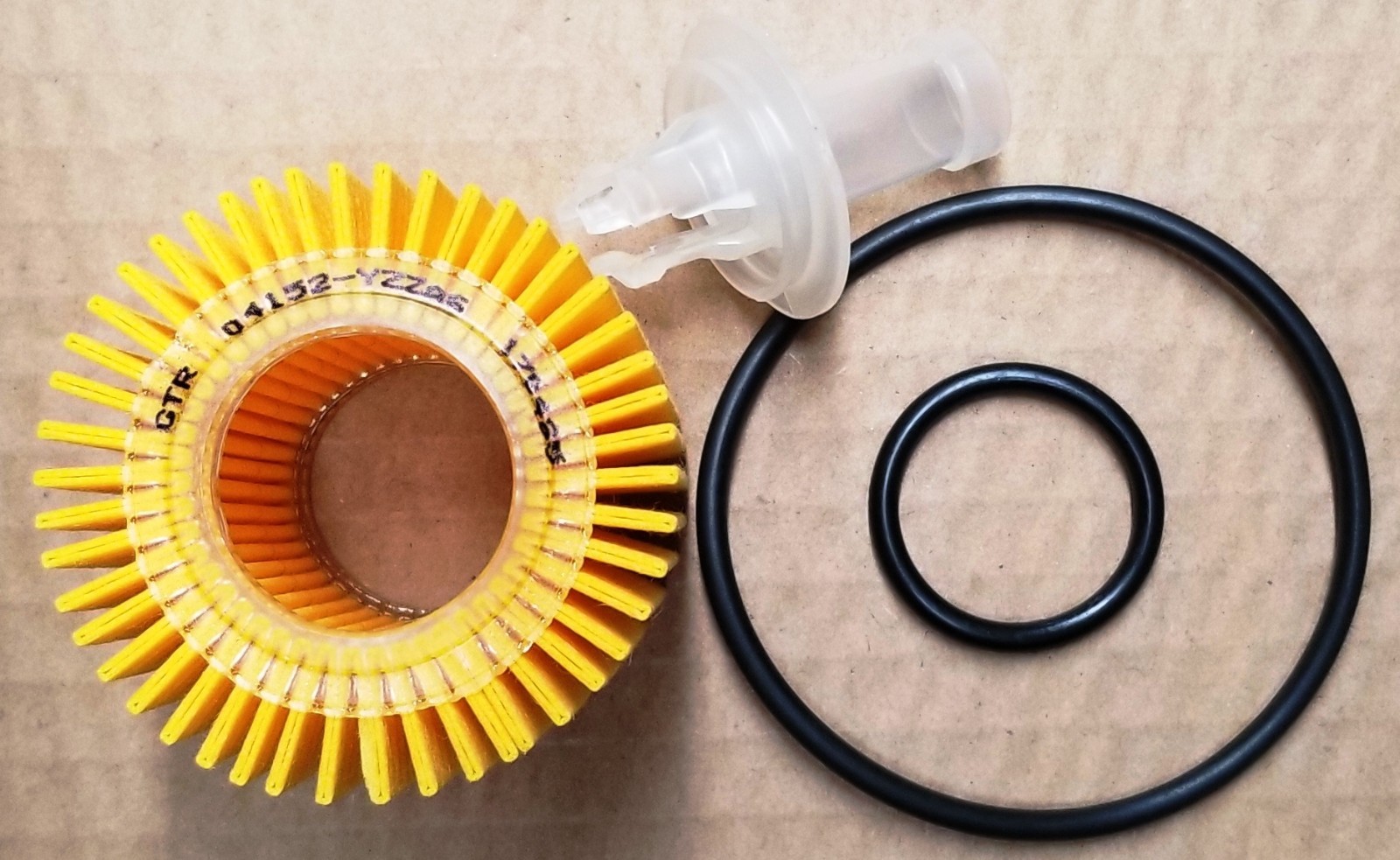 Engine Oil Filter Replacement 04152-YZZA6 04152-37010 Oil Fuel Filter For Toyota Corolla L, LE, LE Eco - Foto 6