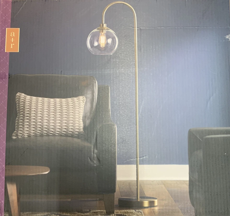 Lámpara de pie puente descendente de latón antiguo enchapado 59"H Allen + Roth | Luz ambiental Foto 2 de 2