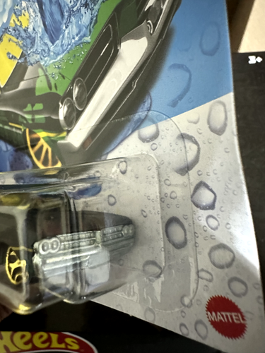 Hot Wheels Color Shifters - shelf wear - '64 Pontiac GTO - Picture 2 of 3