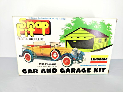 RARE NEW 1979 Lindberg 2134 1/64 Scale SnapFit 1930 Packard w/ Garage Model Kit