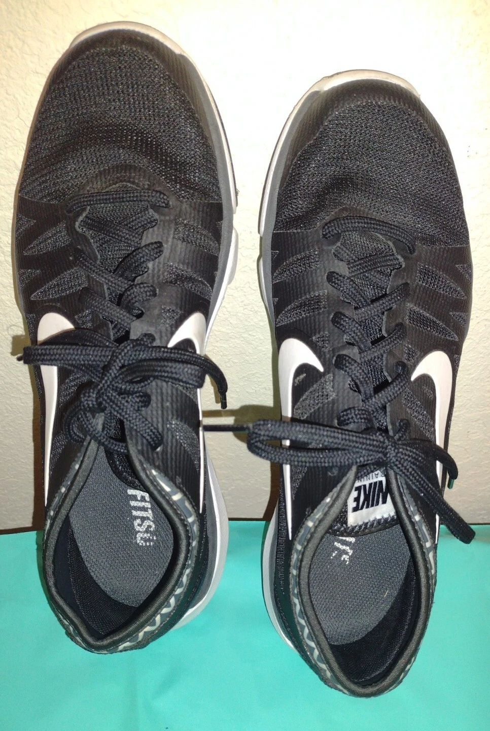 Chaussures de course baskets noires Nike Flex Supreme TR 3 683138 001 pour femme pointure 8,5