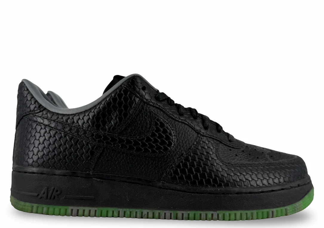 Preços baixos em Nike Air Force 1 Premium Halloween | eBay