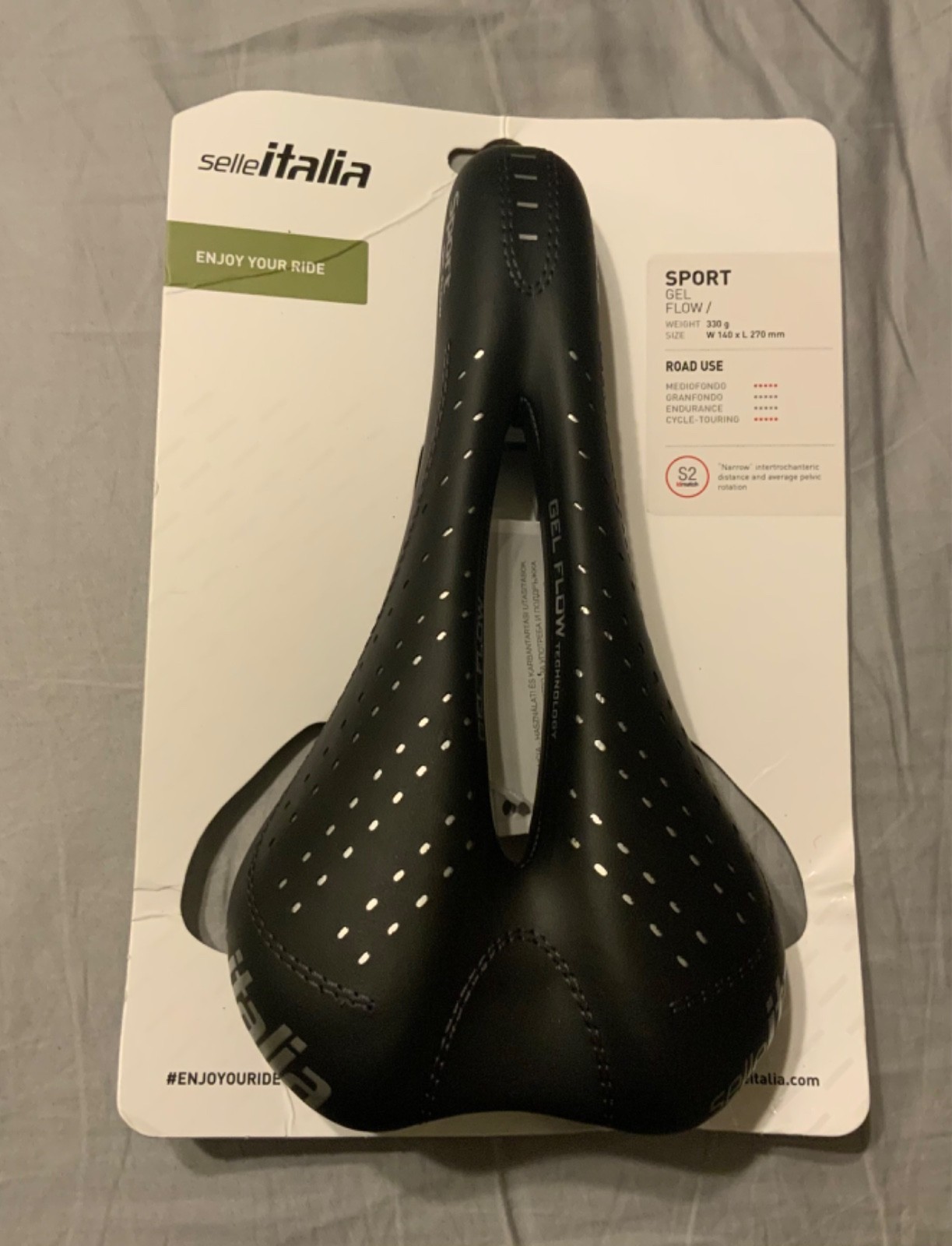 SELLE ITALIA SPORT Gel Flow Saddle Black, S2 , BRAND NEW , G