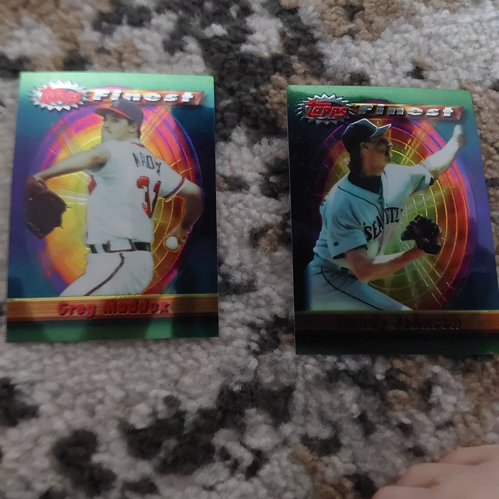 1994 Topps Finest - Greg Maddux #209 Refractor