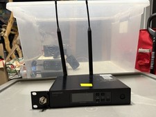 Shure QLXD4 G50 Wireless Microphone Receiver ...