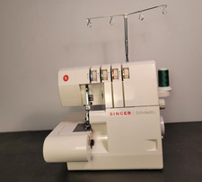 Singer Scholastic Overlock/Serger Sewing Mach...