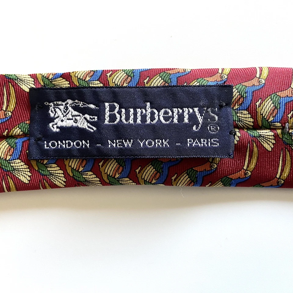 Corbata de cuello de seda con estampado de pájaros tucán Burberry England vintage vino rojo verde azul Foto 4 de 4
