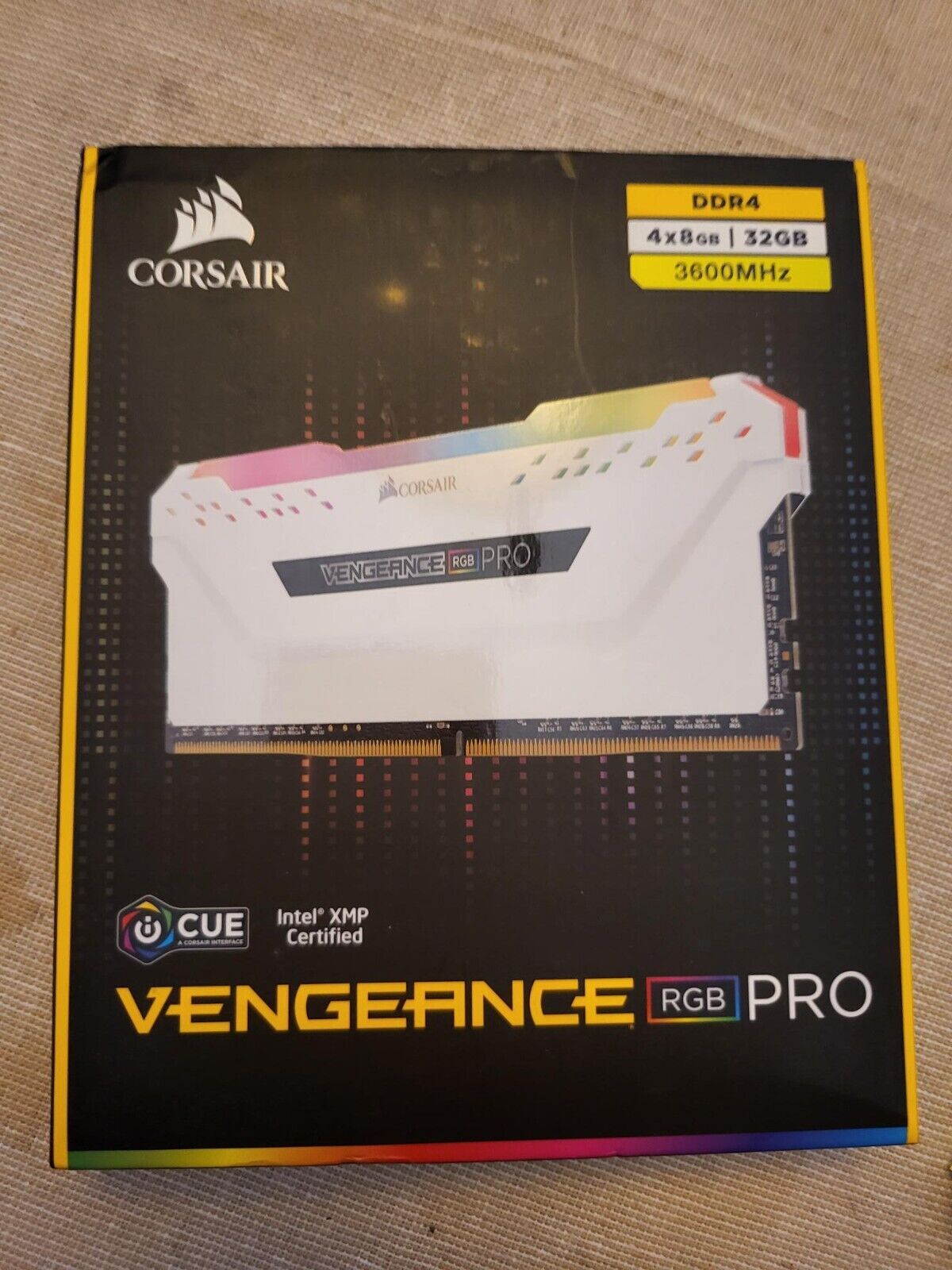 Corsair Vengeance RGB Pro 16GB (2x8GB) DDR4 3600 (PC4-28800) C18 Desktop  memory – White